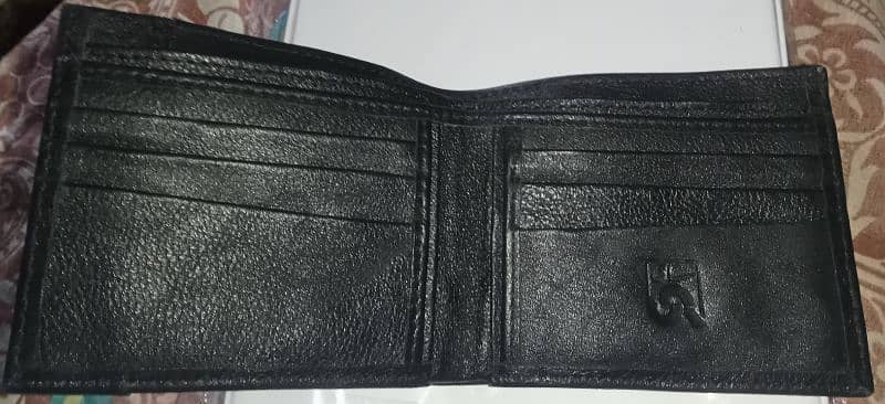 Leather wallet 1