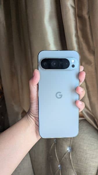 Lush Pixel 9 pro XL 256 variant with box 1