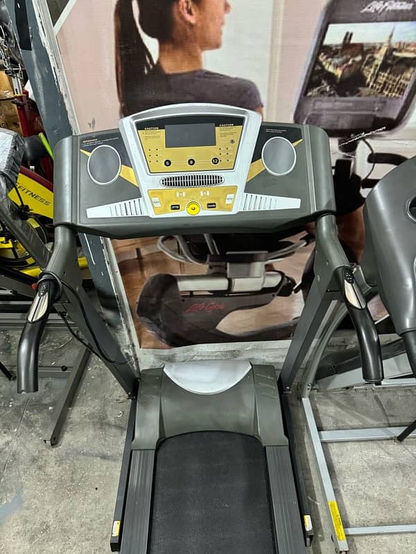 Running Treadmils Cycles Ellipticals Electric Machines 11