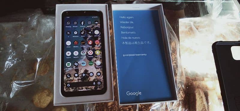 Google Pixel 4 10 by 10 Lush Condition with Box 1