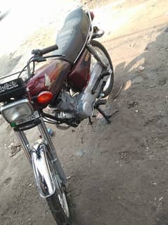 Honda 125 2010 madal