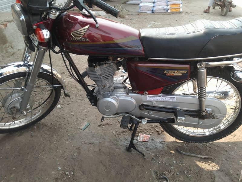 Honda 125 2010 madal 2