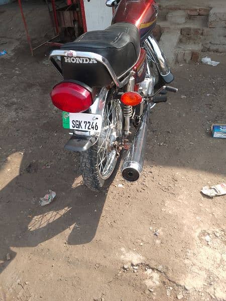 Honda 125 2010 madal 7