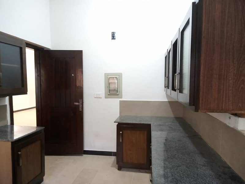 1 kanal Full House Available for Rent in E-11/2 Islamabad 20