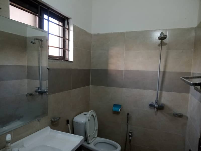 1 kanal Full House Available for Rent in E-11/2 Islamabad 24