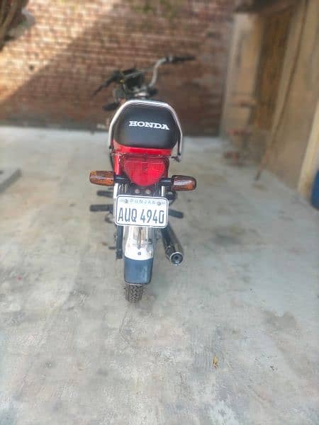 23model bike good condition just bay and drive 9