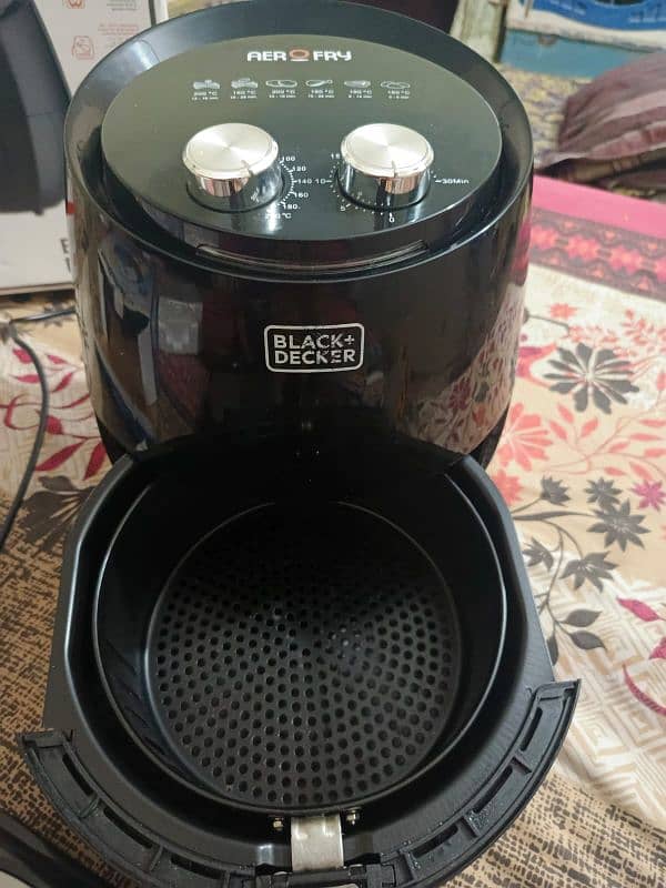 4.5L and 1.3 kg air fryer 3