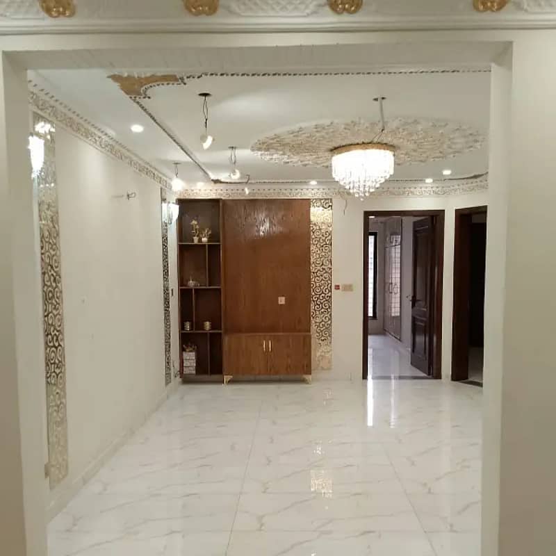 10 marla house for sale in paragon city lahore 3