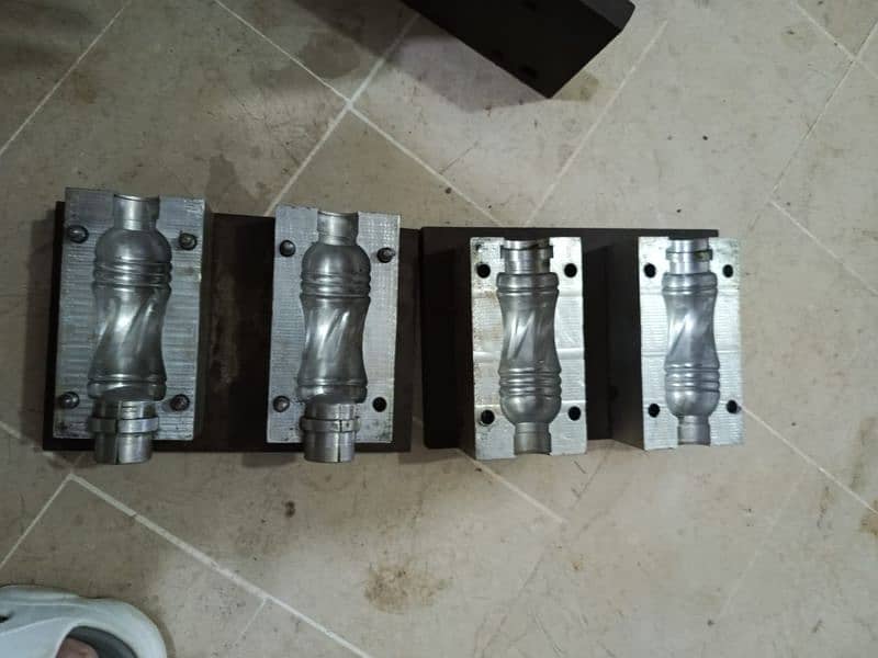 Pet Bottle molds 8