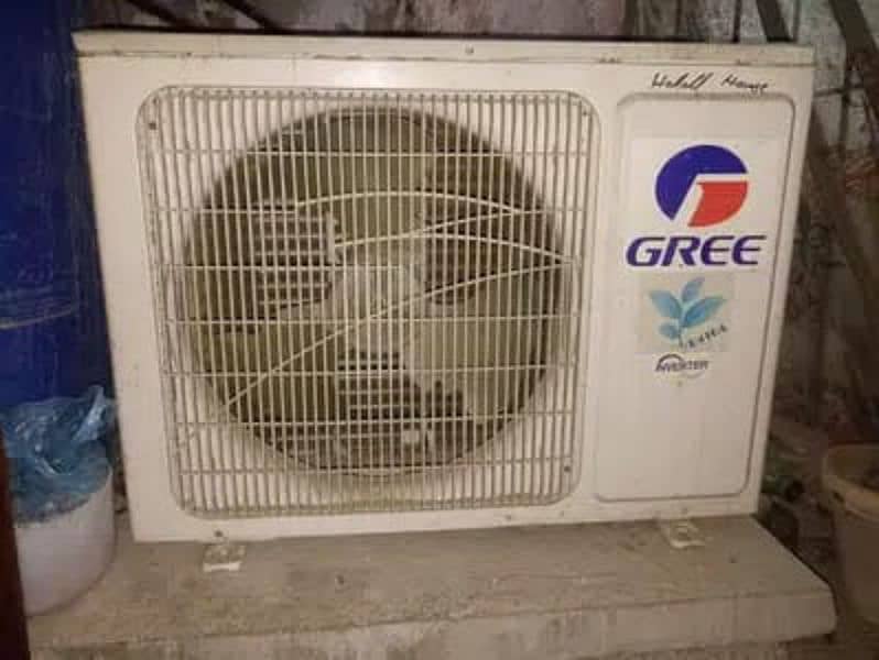 Gree Ac split inverter heat and cooling good condition 1