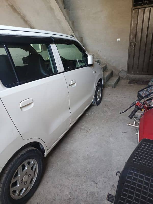 Suzuki Wagon R 2018 6