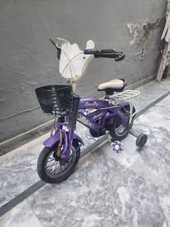 Kids bicycle in very good condition available 0