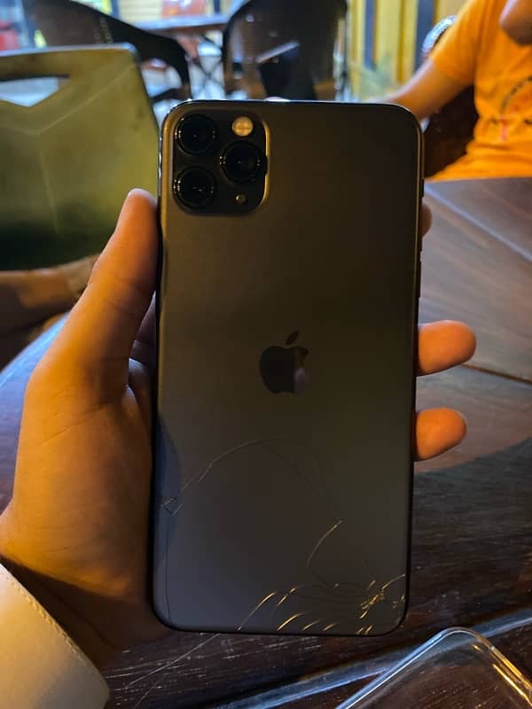 IPhone 11 Pro Max 2