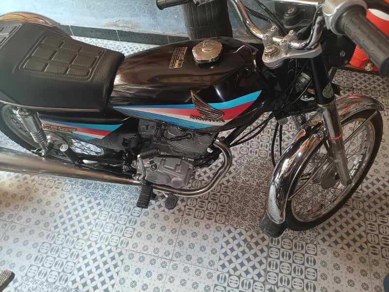 Honda 125 2004 Model 9