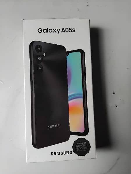 Salsung gaxy A05s
6gb/128gb
11 month warranty 
10by10 condition 0