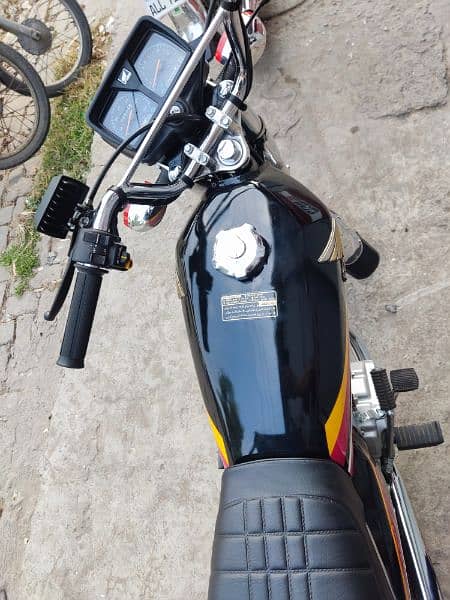 Honda CG 125 8