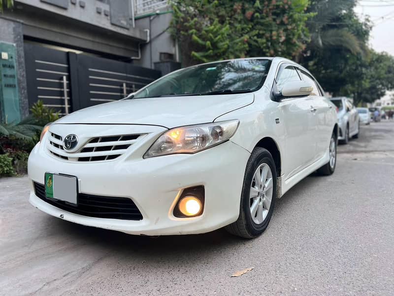 Toyota Corolla Altis SR Cruisetronic 1.8 2010 Model Mint Condition 7