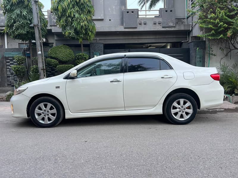 Toyota Corolla Altis SR Cruisetronic 1.8 2010 Model Mint Condition 8