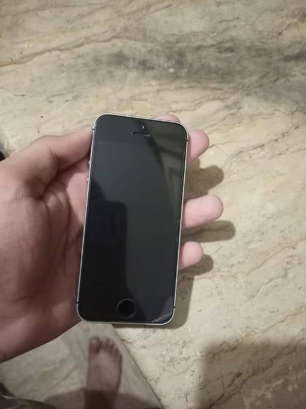 IPhone 5se 1st generation 128GB 2