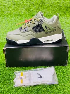 Jordan 4 Retro Military Green - Premium Edition