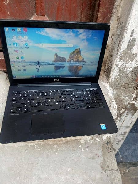 dell laptop 1