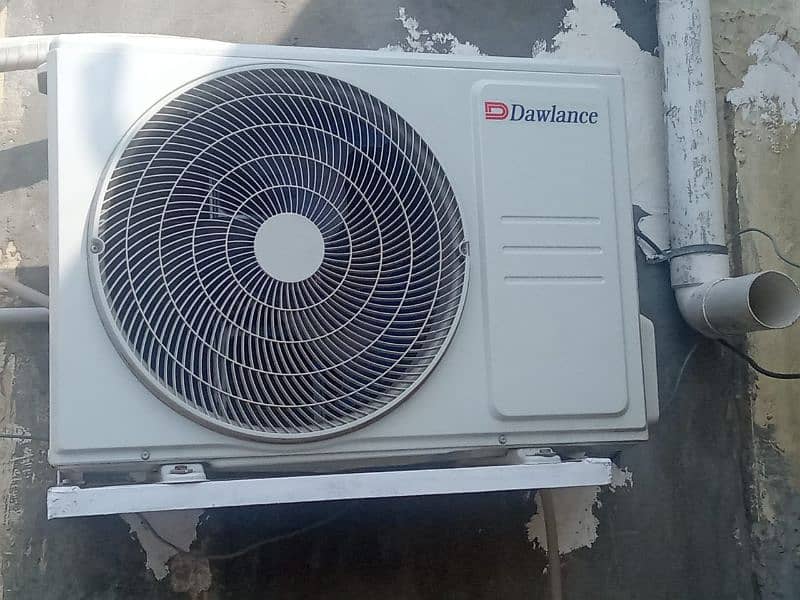 DAWLANCE INVERTER AC 1 TON ONLY 3 MONTH USE 1