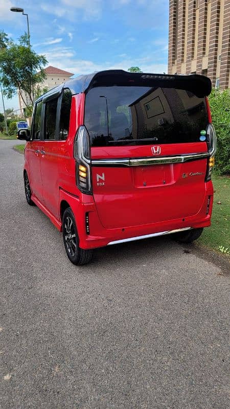 Honda N Box Custom 2019 8