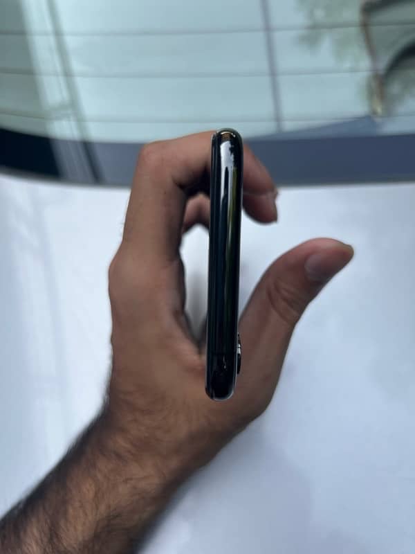 IPhone XS non pta dotted 4