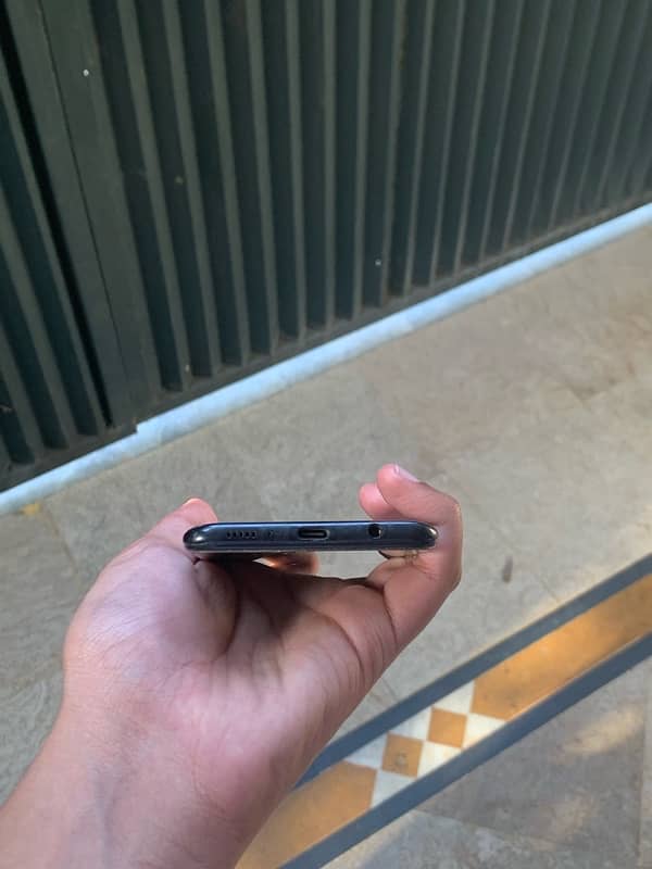 Samsung Galaxy A30 6