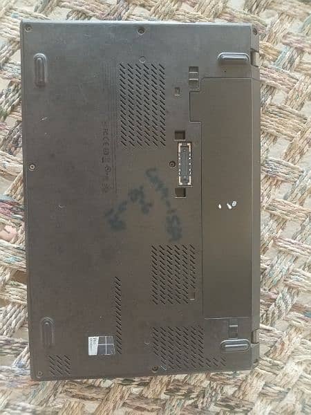 **Lenovo ThinkPad i5 6th Gen Reliable Business Laptop ** 1