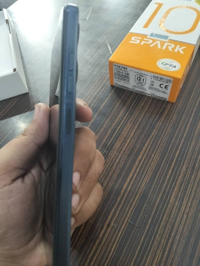 Tecno spark 10 5