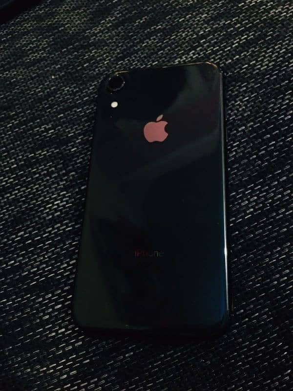 iphone XR NON PTA 9