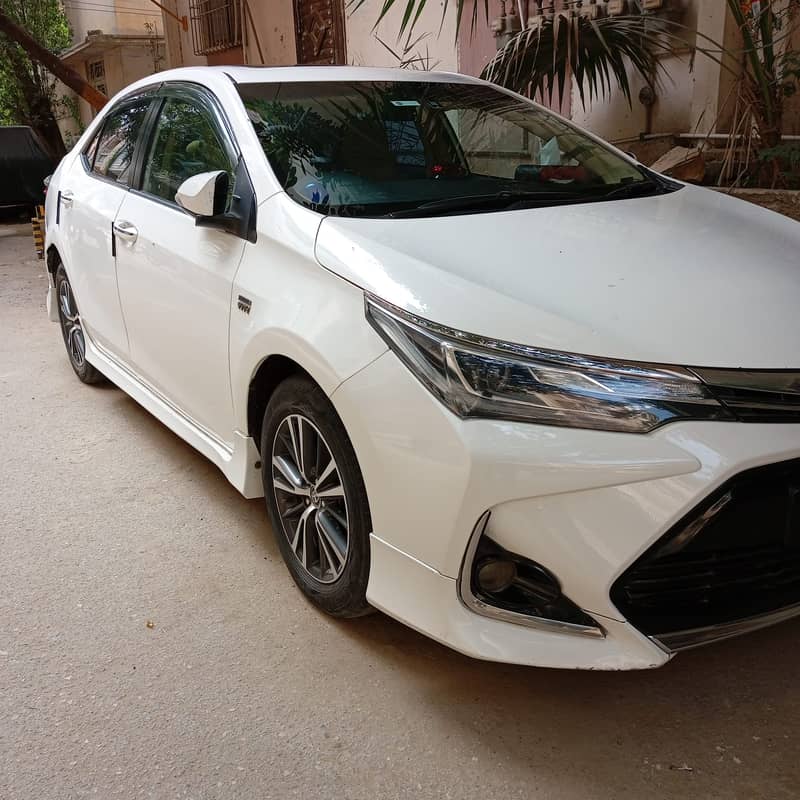 Toyota Corolla Altis 2019 1