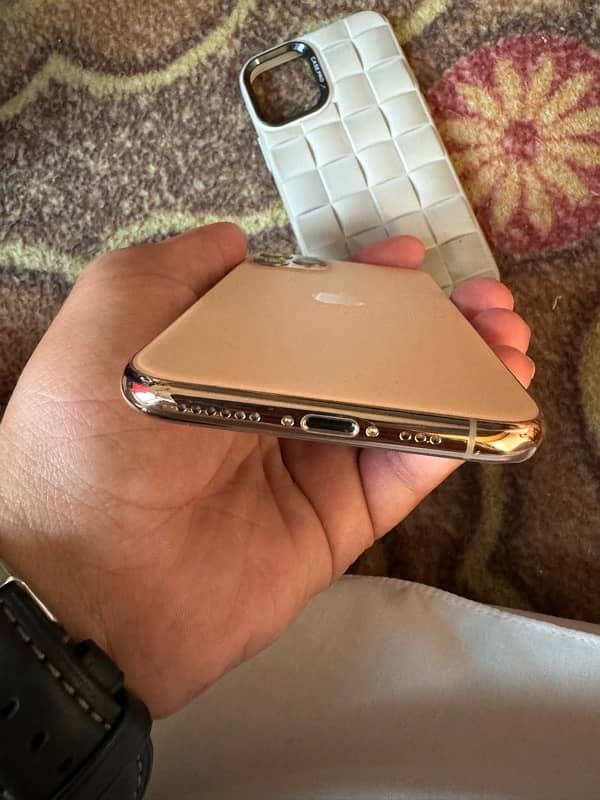 Iphone 11 Pro 512 GB 4