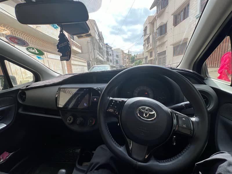 Toyota Vitz 2015 14