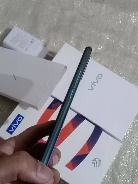 Vivo S1 256Gb+8Gb_ Box+ Charger- 18,500 final ha. . Reasonable price 3