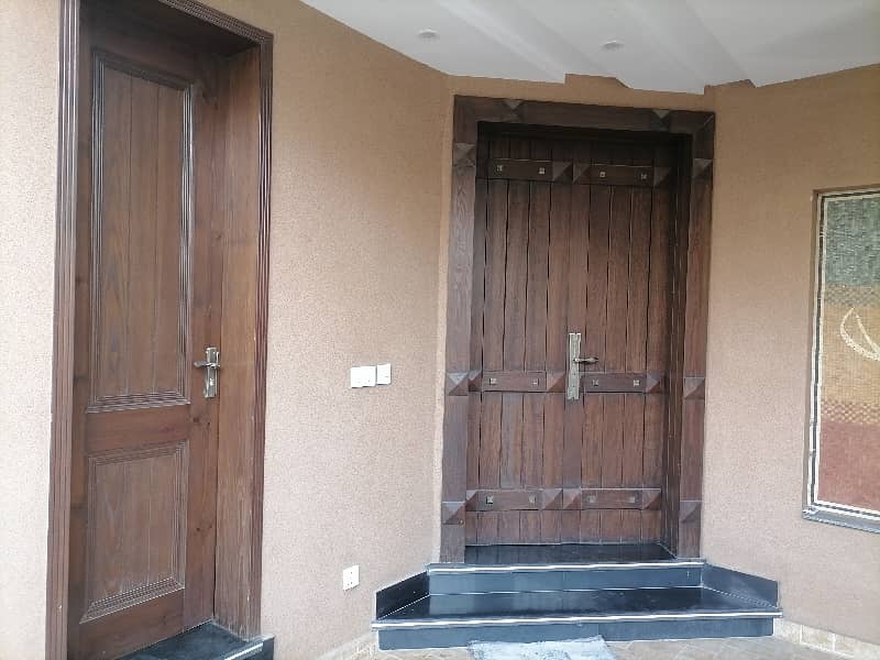 House For sale In Beautiful Punjab Coop Housing Society 3