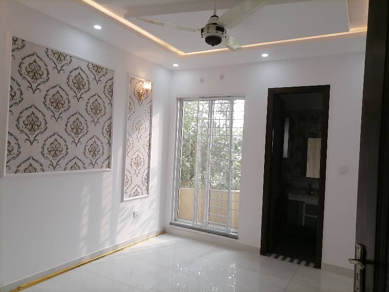 House For sale In Beautiful Punjab Coop Housing Society 19