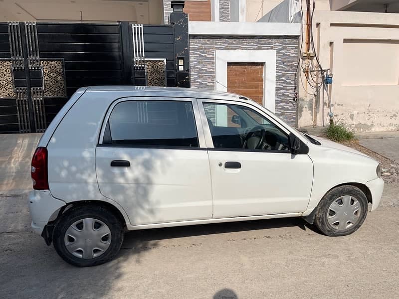 Suzuki Alto 2011 3