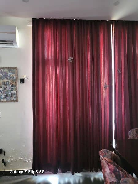 4 Luxury Beautiful silk curtains ,in perfect condition and shape. 2