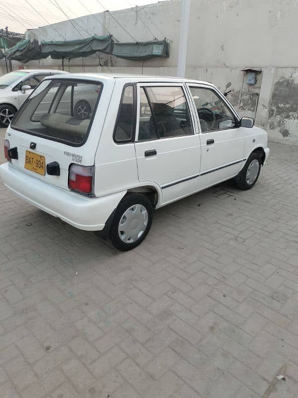 Suzuki Mehran VXR 2013 antique car 3