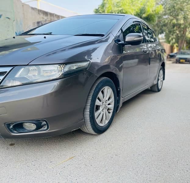 Honda City Aspire 1.3 Automatic 2015 Model 4