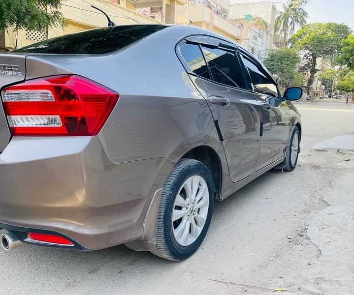 Honda City Aspire 1.3 Automatic 2015 Model 5