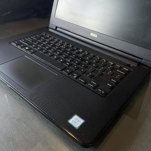 Dell Vostro Laptop Core i7-7500u (7th gen), 8gb Ram, 500gb HDD. ALL OK 1