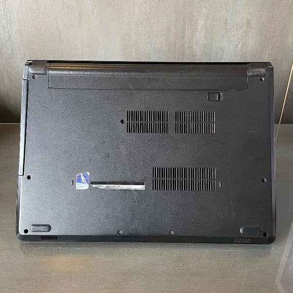 Dell Vostro Laptop Core i7-7500u (7th gen), 8gb Ram, 500gb HDD. ALL OK 4