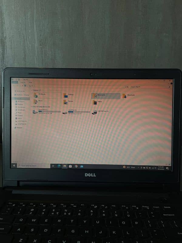 Dell Vostro Laptop Core i7-7500u (7th gen), 8gb Ram, 500gb HDD. ALL OK 7