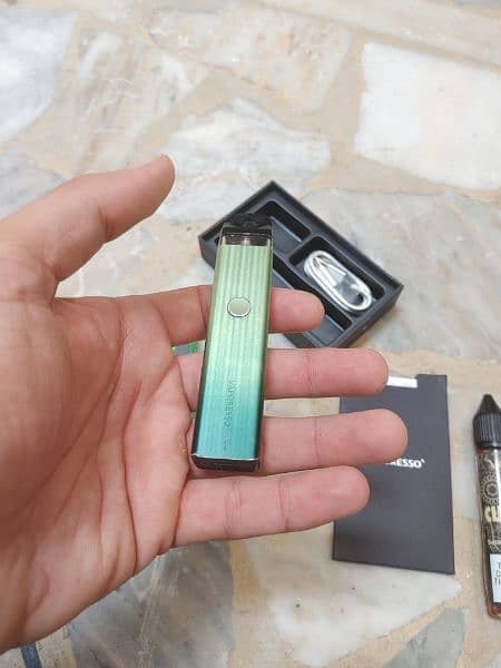 Xros pod/vape with nic salts flavour 1