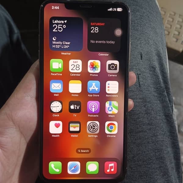 IPhone XS MAX ( LLA Model ) 2