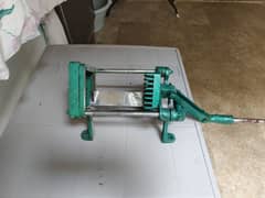 Potato chips cutter