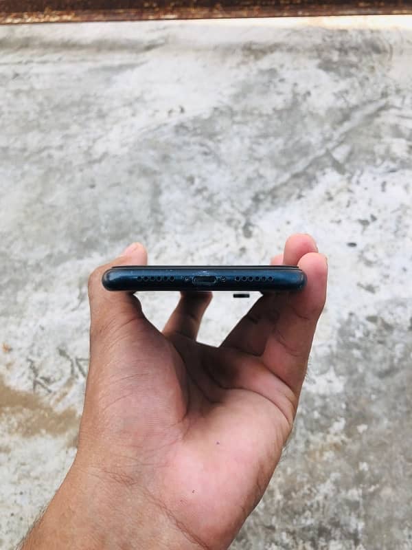 I phone Xr 64 GB 2